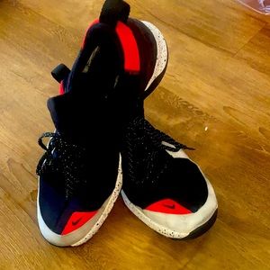 Nike Men’s Tech Trainers shoes